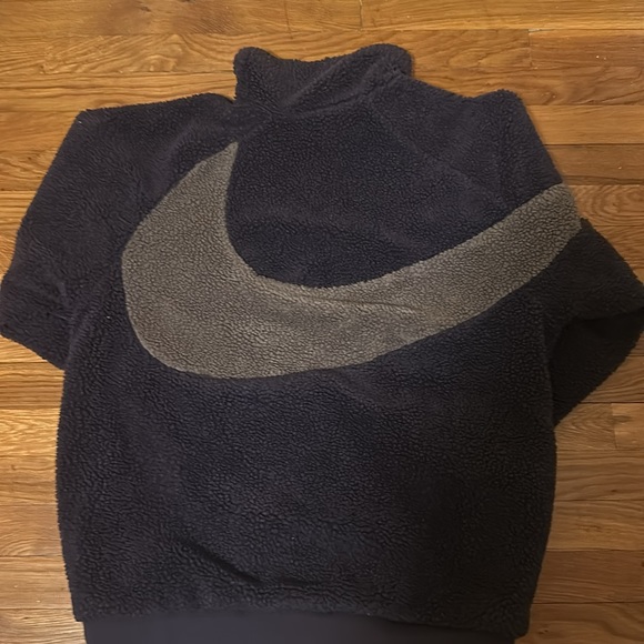 Nike Big Swoosh Reversible Boa Jacket Cave Purple - Picture 2 of 4